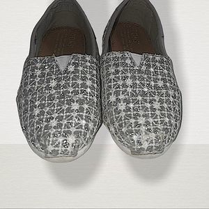 Kids TOMS Silver Sparkling Glitter Slip Ons